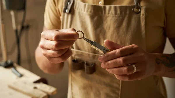 Best Handmade Rings for Her UK: Unique Artisan Jewellery Guide 2025